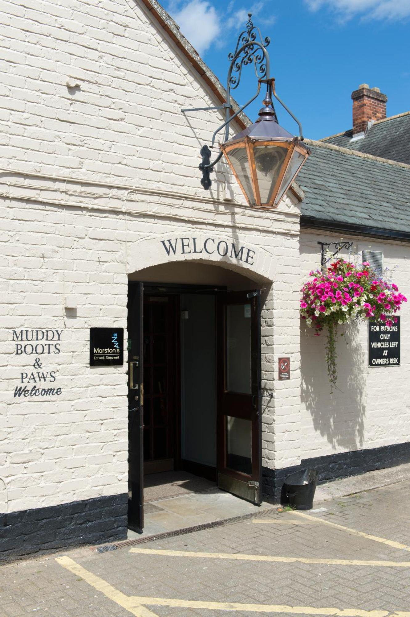 Green Dragon, Welton By Marston'S Inns South Cave Extérieur photo