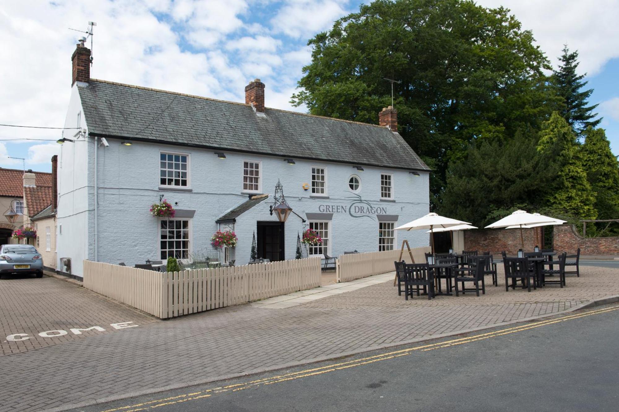Green Dragon, Welton By Marston'S Inns South Cave Extérieur photo