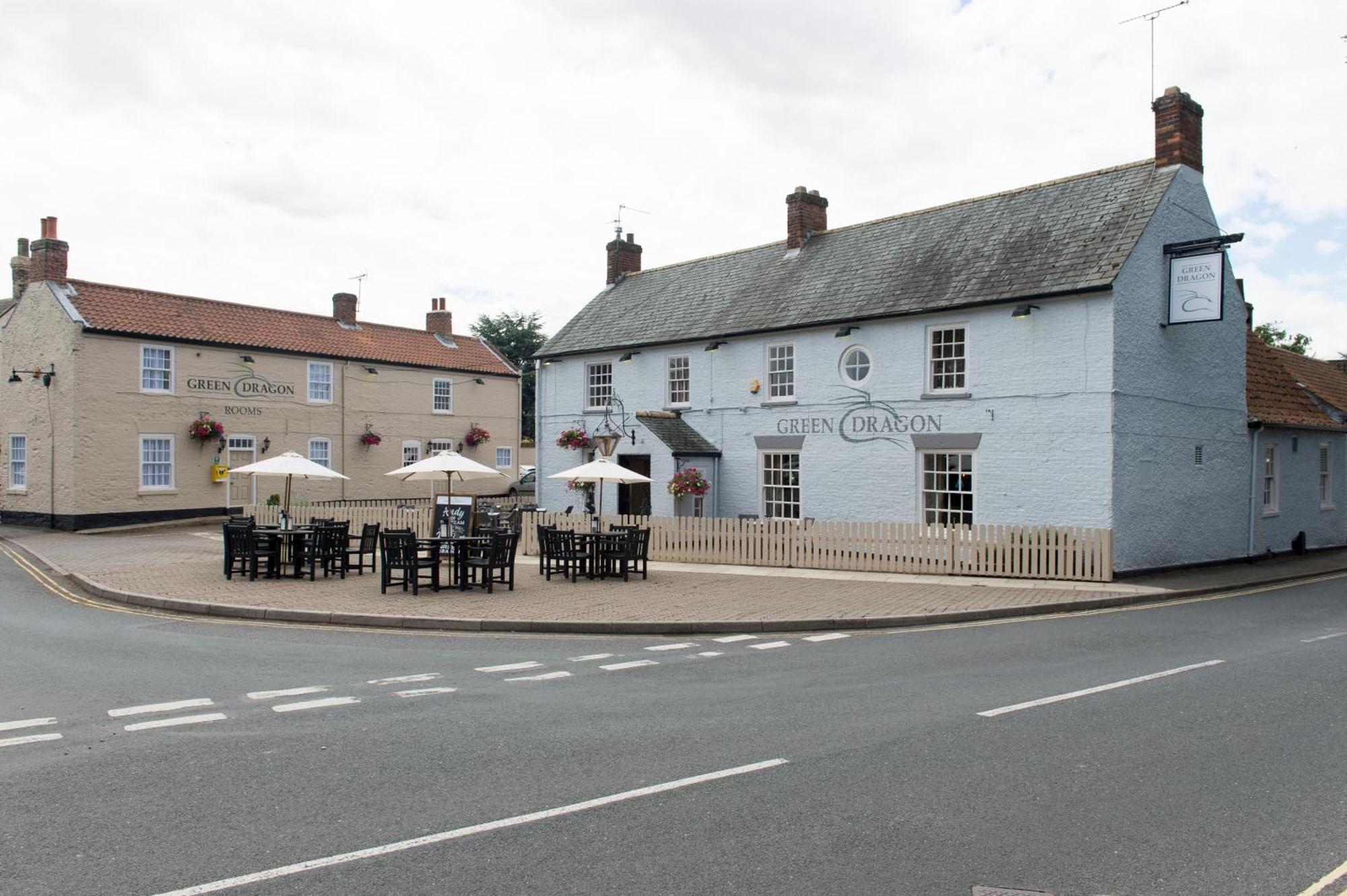 Green Dragon, Welton By Marston'S Inns South Cave Extérieur photo